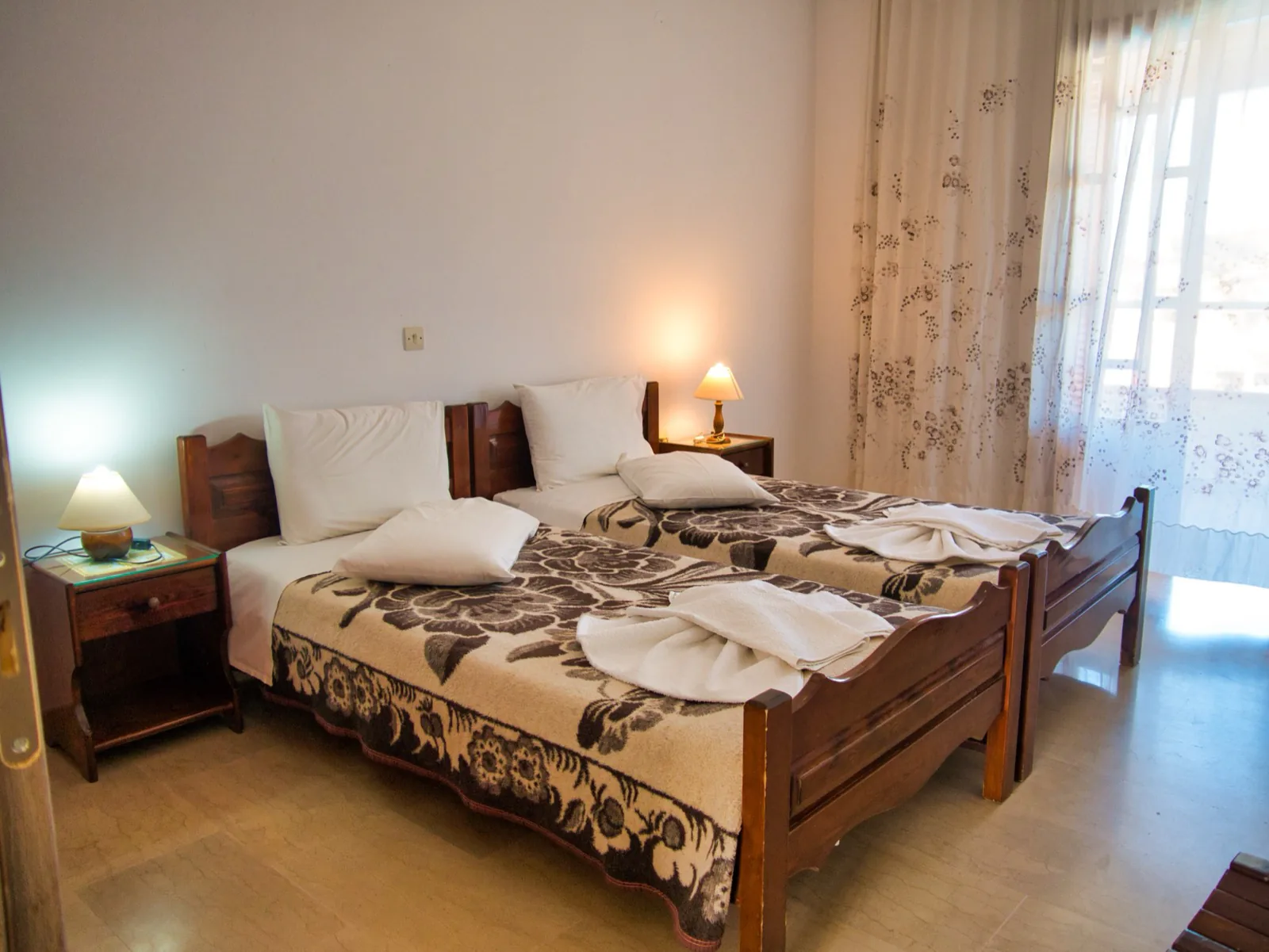 Tria Adelphia room